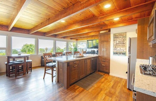 Mount Helix House | Luxury View Home Perfect for SD Getaway, Sleeps 12