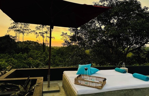 Ahungalla Villa | Luxury villa in a magnificent natural setting, close to the beach, infinity pool, Ayurveda spa, chef,