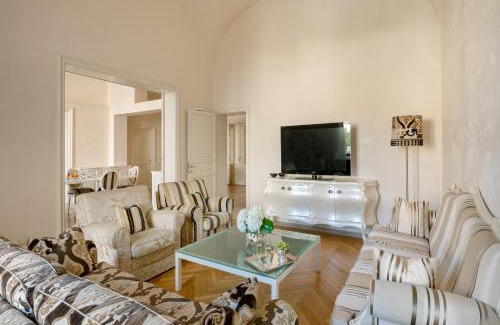 Viareggio Villa | Luxury Villa Manin Viareggio | UNA Esperienze