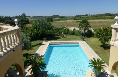 Vendemian Villa | Luxury Villa private heated pool Pets welcom