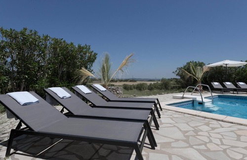 Aigne Villa | Luxury villa with private pool and hot tub