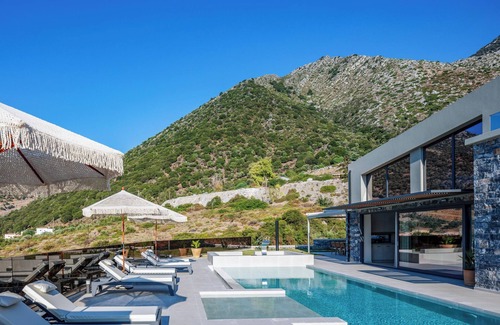Geropotamos Villa | Luxury Villa with Sea Views, Fire Pit & near beach