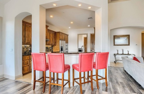 Lakeway Condo | Luxury Waterfront Condo Lake Travis - Long Term Welcome