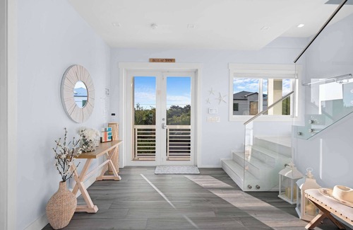 Marathon House | Luxury Waterfront Oasis w Heated Pool and 50' Dock