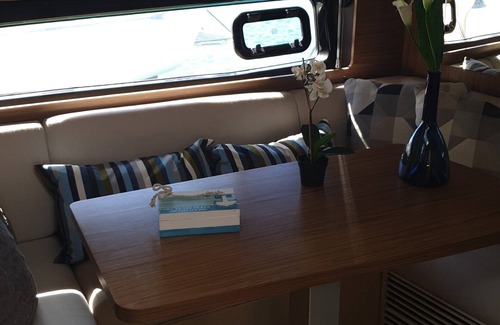 Cascais Boat Rental | Luxury yacht in a romantic place