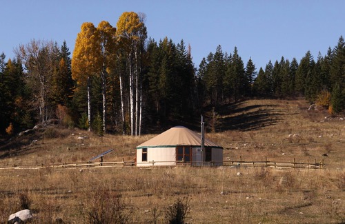 Cherryville House | Luxury yurt on a private lake