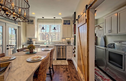 Blairsville House | LuxuryLakefront, Boat, Double Dock, Hot Tub, Firepit, Kayaks, Paddle boards