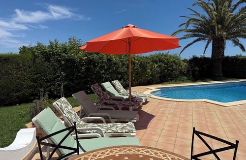 Praia da Luz Villa | LUZ, LAGOS, OCEAN VIEW, BBQ AIR-CON, WiFi landscaped garden