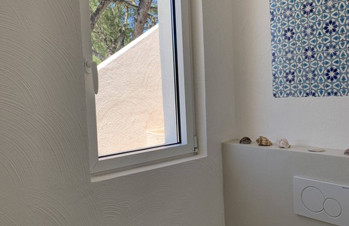 Cabo Roche Villa | Luz y Pinos; vistas al mar y los pinos