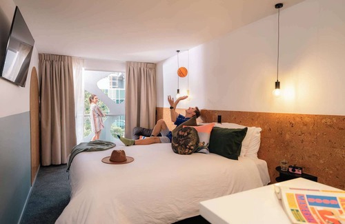 Fortitude Valley Hotel | LyLo Brisbane