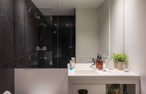 Fortitude Valley Hotel | LyLo Brisbane