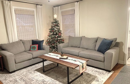 Lynchburg House | Lynchburg Home- 5 minutes to LU