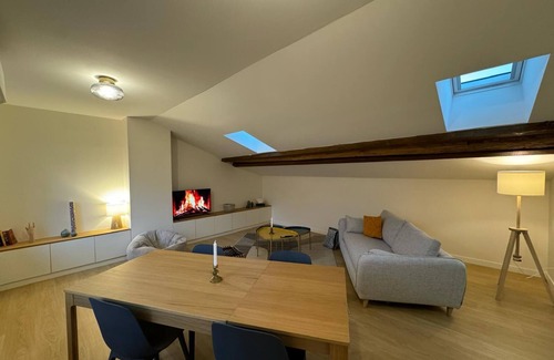 Carnot - Gailleton Apartment | LYON PRESQU ILE musée des tissus - Air-conditioned APARTMENT ideal for visiting LYON