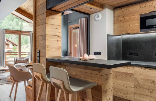 Les Allues Apartment | Méribel: Modern 3-bed apartment, ski-in/ski-out