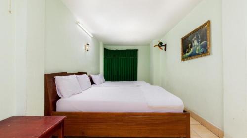 Tan Phu District Hotel | Mặt Trời Vàng Hotel