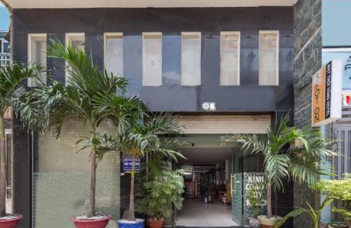 Tan Phu District Hotel | Mặt Trời Vàng Hotel
