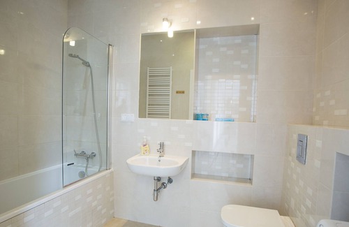 Srodmiescie Apartment | M13 - ROYAL ROUTE RESIDENCE