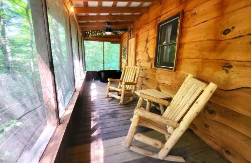 Saluda House | Ma & Pa's cabin at Cabin Fever in NC