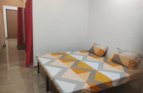 Ujjain Apartment | Maa yatri niwas (home stay)