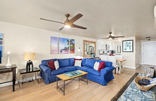 Maalaea Condo | Maalaea Kai 307 Maui Prime Oceanfront nKing Beds w/ensuitenDedicated Workspace