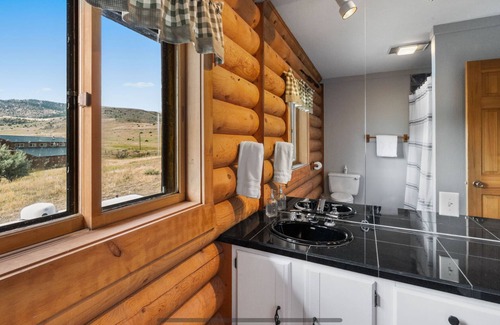 Shining Mountains House | Madison River Fly Fishing near Ennis, MT and 70 miles to Yellowstone NP