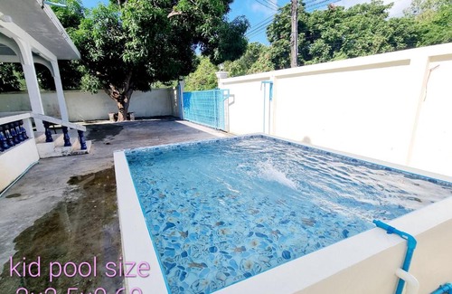 Rayong House | Mae Rampung Beach House คาราโอเกะและสระเด็ก