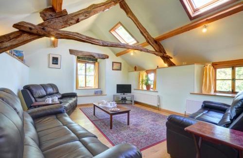 Ganllwyd Apartment | Maesgwm Barn