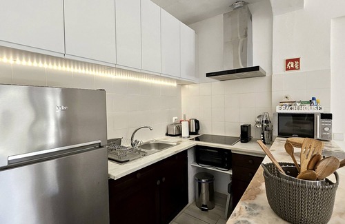 Sesmarias Apartment | Magnific Studio with a cozy garden, 5 minutes to the beach