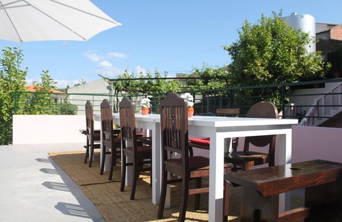 Cotas Cottage | Magnificent and Authentic Country House in the Alto Douro Wine Region