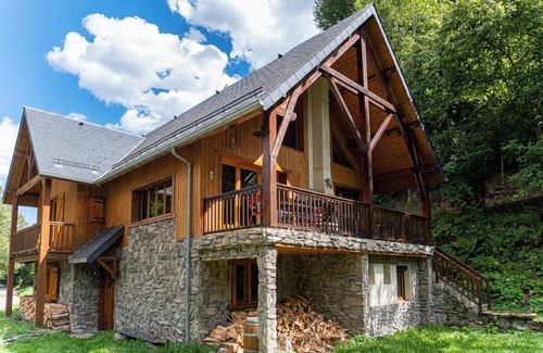 Gouaux-de-Larboust Ski Chalet | Magnificent chalet 3km from PEYRAGUDES PYRENEES LUCHON