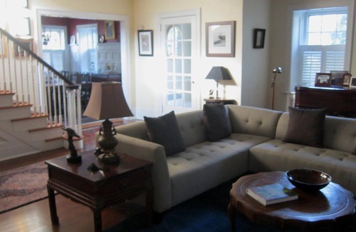 Hackensack House | Magnificent Georgian Colonial With Pool Only Seven Miles To Manhattan