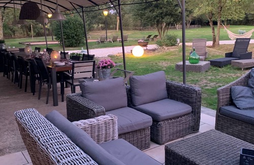 La Gaubretiere Cottage | Magnificent Gite de charme 15 p, near Puy du Fou with heated swimming pool