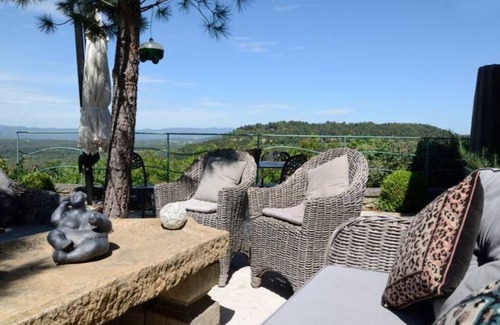 Menerbes House | Magnificent House and Tower on Top of Menerbes with 360° Views