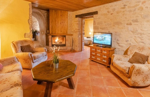 Vilamari House | Magnificent house surrounded by fields and forest. Pool and large porch with barbecue