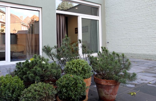 Koekelberg Apartment | Magnificent Luxury Apartment in Townhouse - Garage, Garden, Terrace, near metro