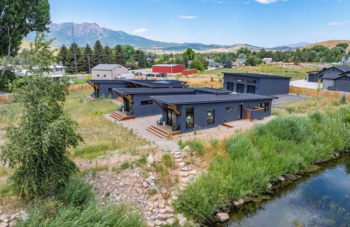 Morgan County House | Magnificent Mountain Estate in Morgan