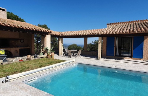 Maureillas-Las-Illas Villa | Magnificent pool villa between sea and mountains