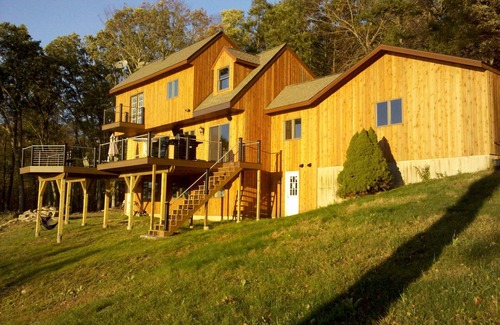 Middle Haddam House | Magnificent Riverfront home, completely private. BOOK 7 NIGHTS GET 10% OFF