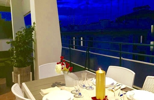 San Giovanni Apartment | MAGNIFICENT TERRACE IN SAN GIOVANNI - X 6 - WIFI, AIR CONDITIONING