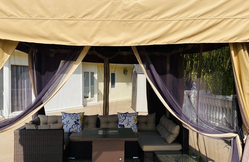 Bel Air House | Magnificent Terrace