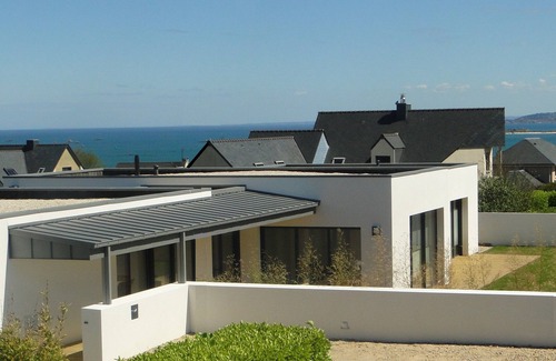 Saint-Pol-de-Leon Villa | Magnificent villa *, close to beaches, swimming pool 29°, enclosed garden.