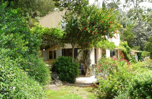 La Croix-Valmer Villa | Magnificent villa in the heart of nature, sea view, infinity pool - Classified 4★