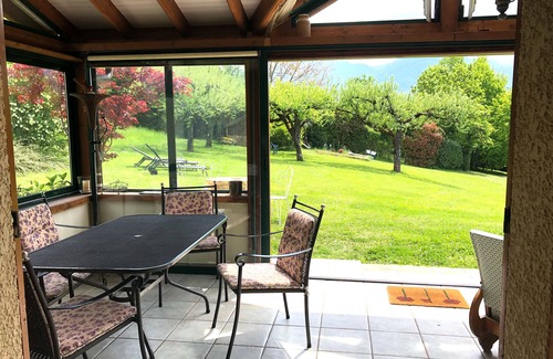 Verthier Villa | Magnificent villa in a green setting between lake and mountains