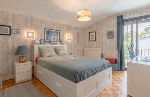 Le Bouscat Villa | MAGNIFICENT VILLA WITH SWIMMING POOL AT THE FOOT OF THE TRAM