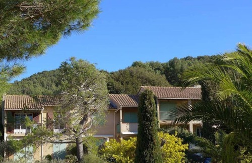 Saint-Cyr-sur-Mer Apartment | Magnifique T3 Terrasse Piscine Privée Proche Plage