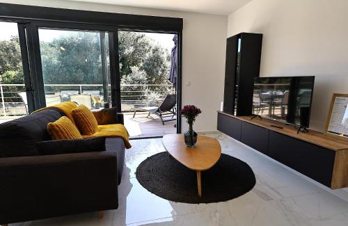 Bonifacio Apartment | Magnifique T4 neuf à 1km du port de Bonifacio