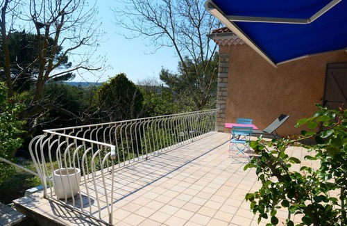 Cabries Villa | Magnifique Villa Avec Piscine sur Terrain Arboré, Idéalement Située en Provence