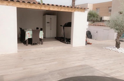 Verargues Villa | Magnifique villa avec Pool House piscine et jacuzzi