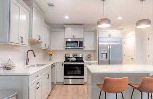 Historic District - North Villa | Magnolia Garden Walkable Free Street Parking