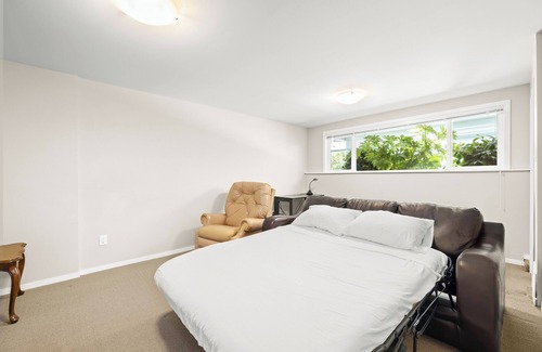 Sidney House | Magnolia Guest House